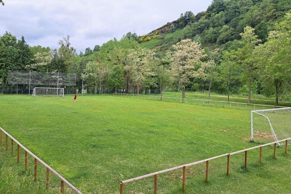 Espectacular Casa Rural En Espinosa de los Monteros Eksteriør bilde